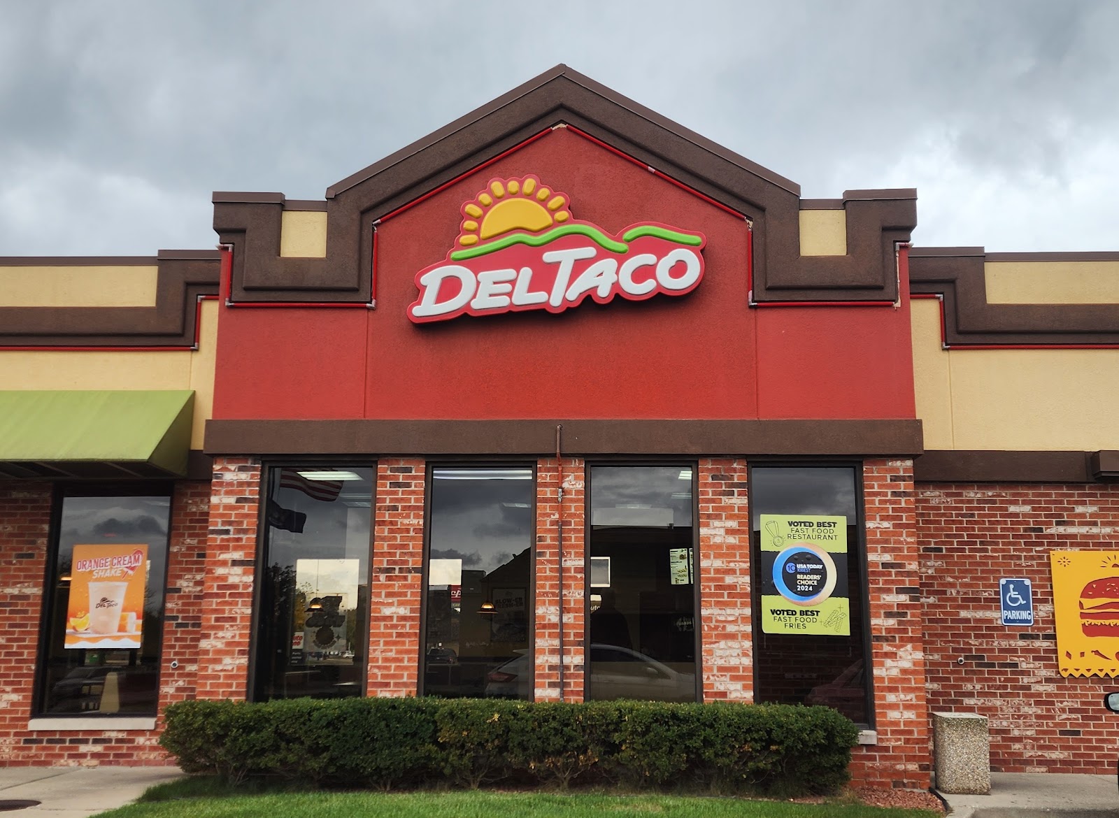 Del Taco — photo