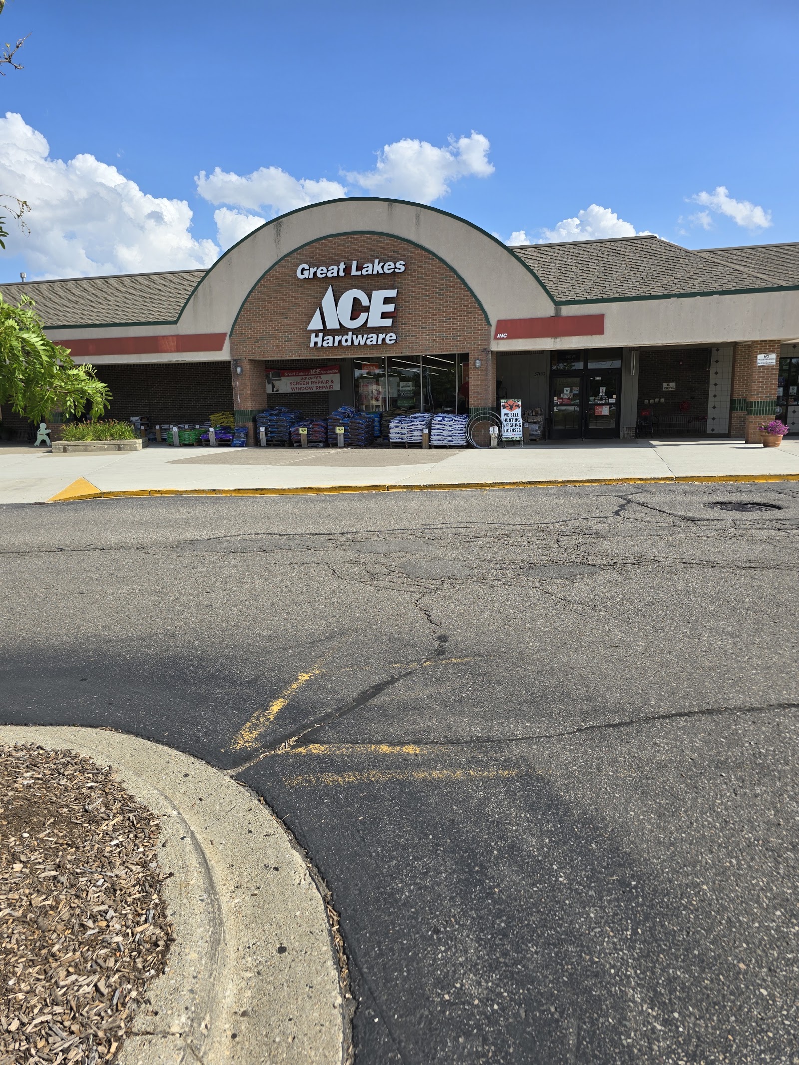 Great Lakes Ace — photo